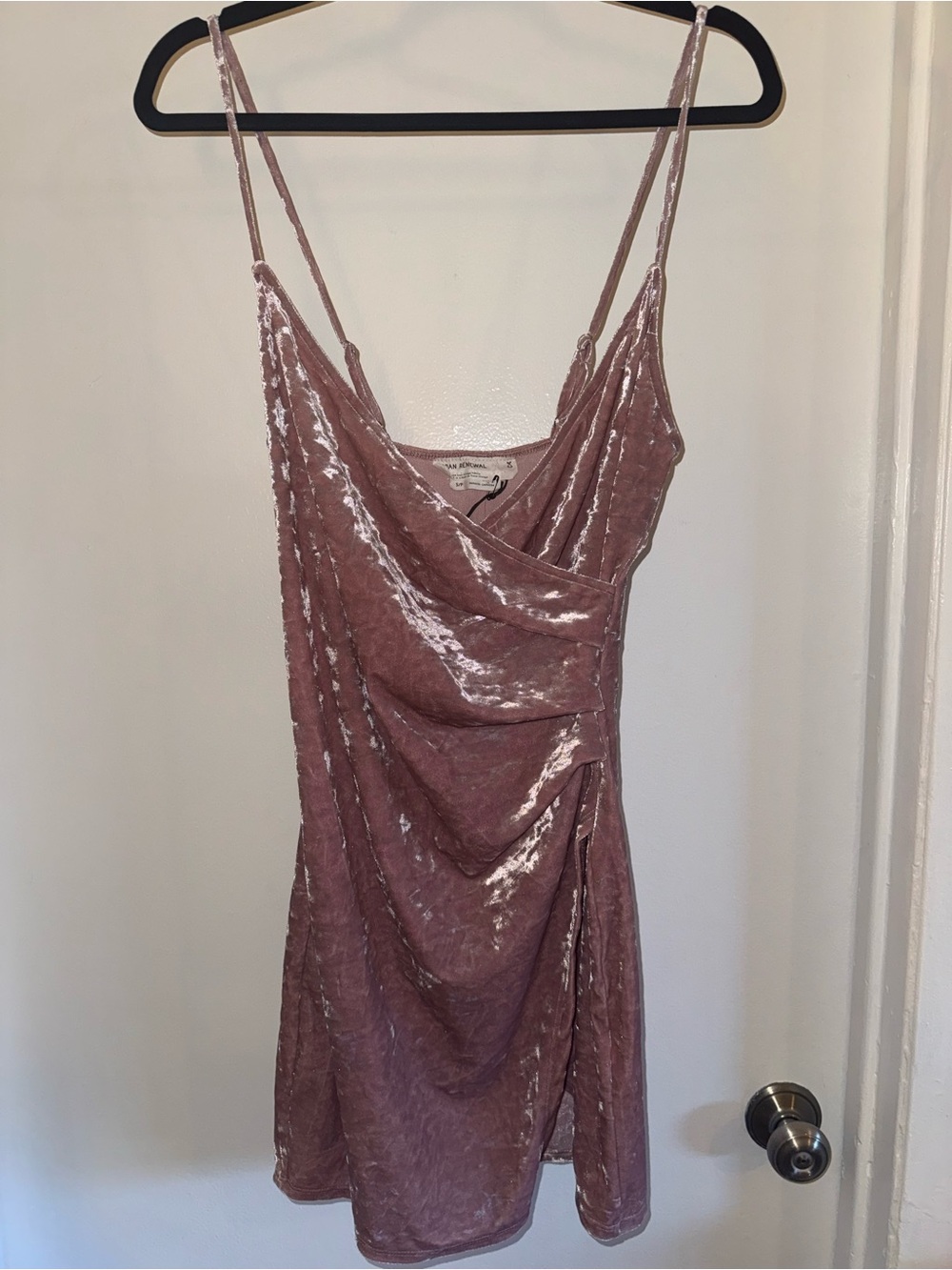 Urban Renewal UO Mauve Crushed Velvet Draped Mini Dress NWT Small